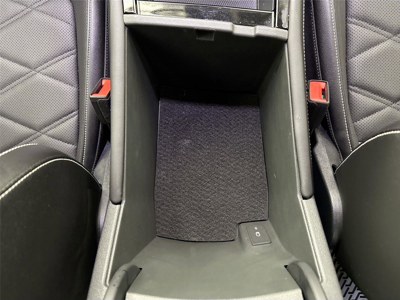 2024 Volkswagen Atlas SE