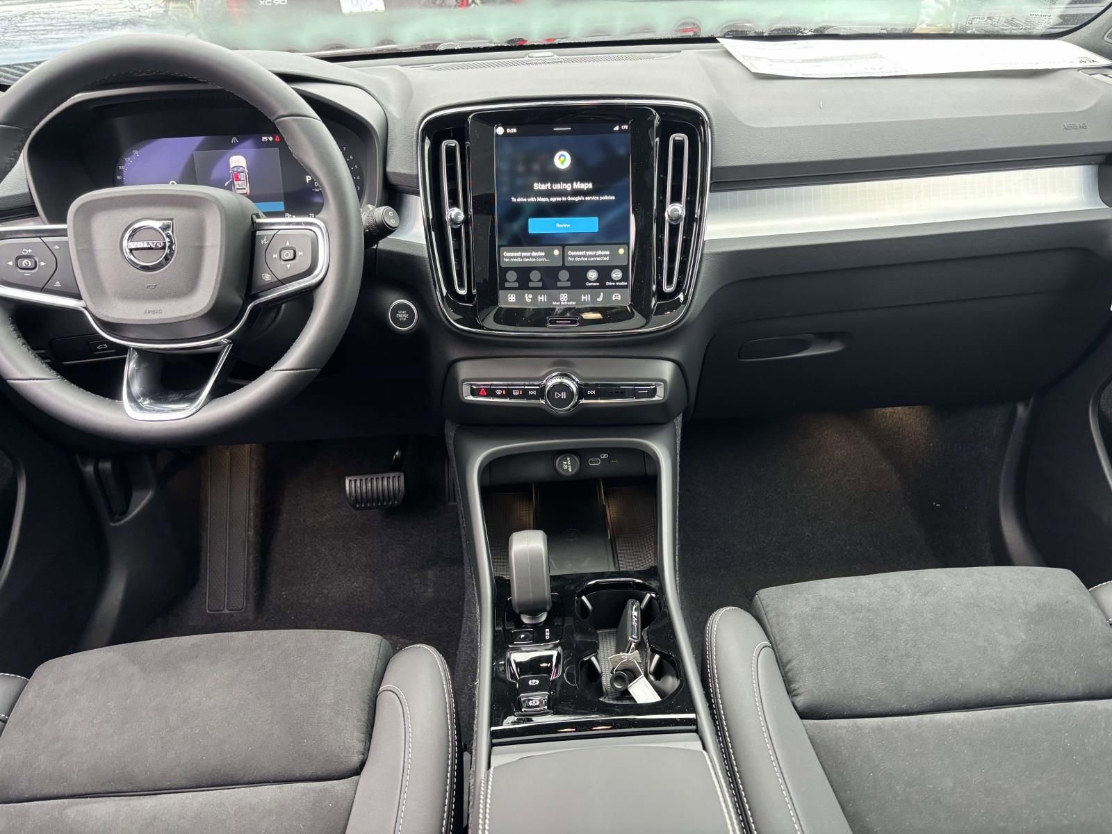 2026 Volvo Xc40 B5 Ultra