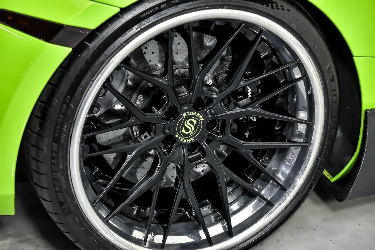 Used 2019 McLaren 720S photo 21
