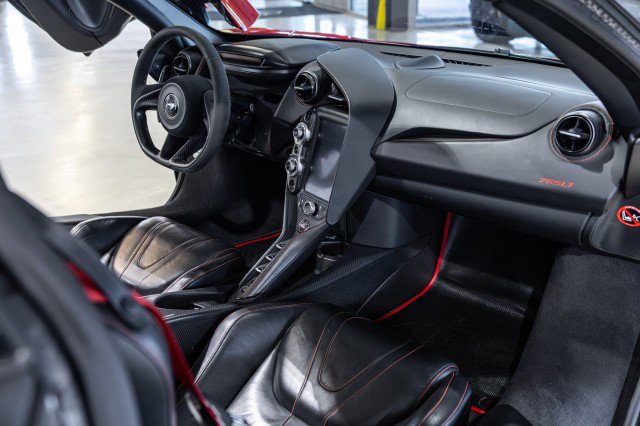 Used 2021 McLaren 765LT photo 45