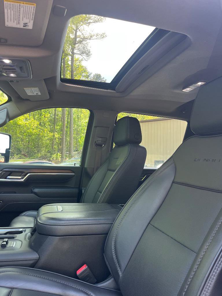 2024 GMC Sierra 2500 Denali