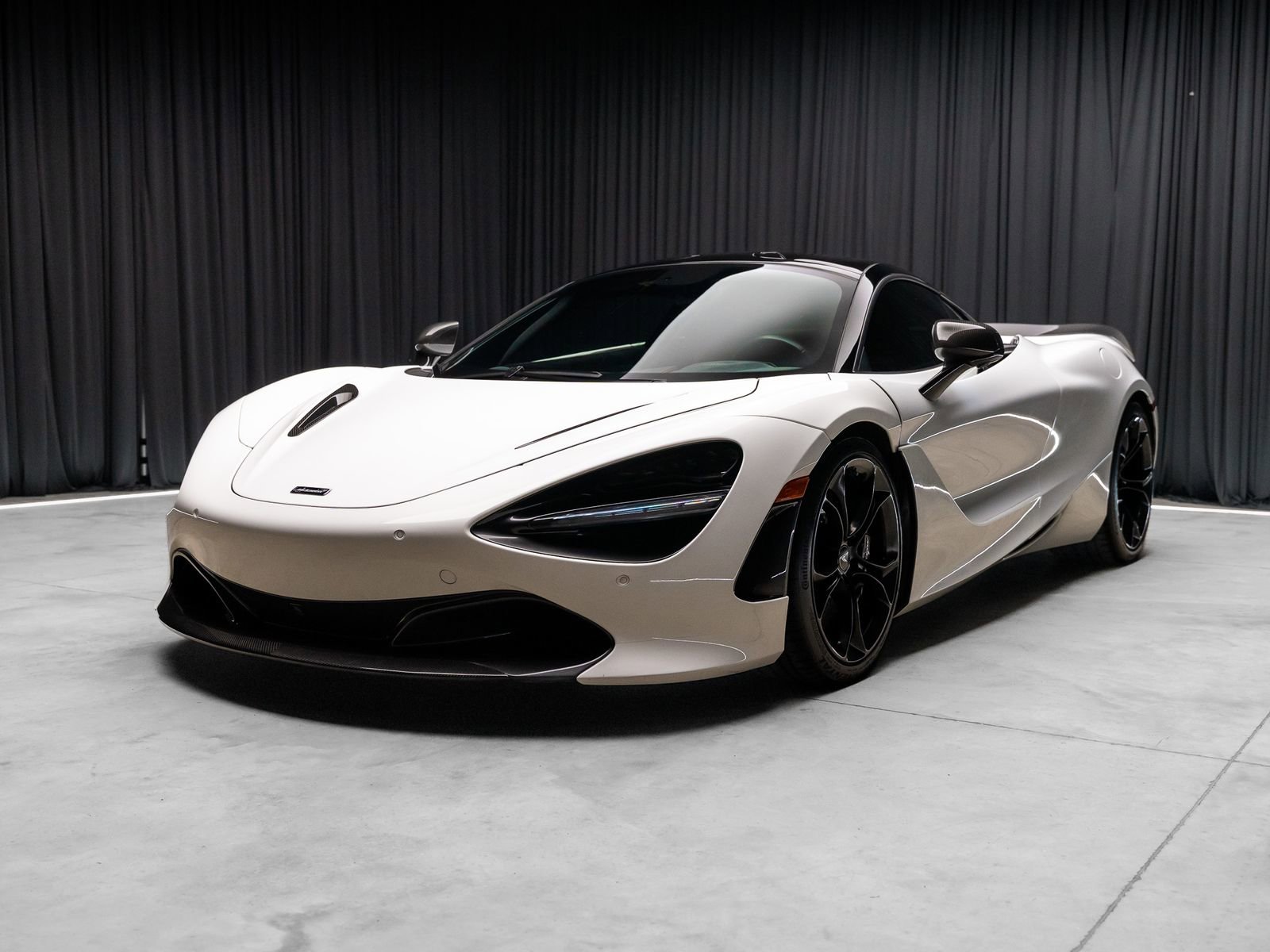 Used 2019 McLaren 720S Performance photo 25