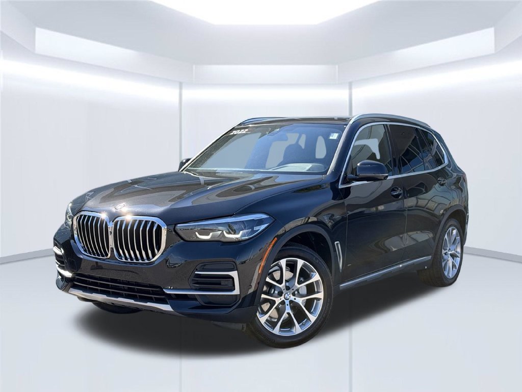 Used 2022 BMW X5 sDrive40i w/ Parking Assistance Package
