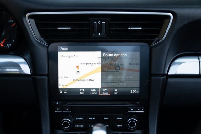 2019 Porsche 911 Carrera