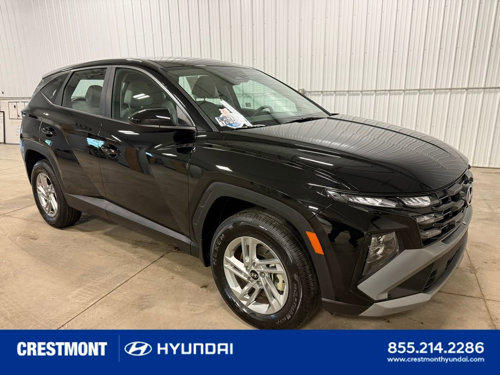 Used 2025 Hyundai Tucson SE