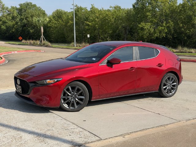 Used 2019 MAZDA MAZDA3 Hatchback w/ Preferred Package