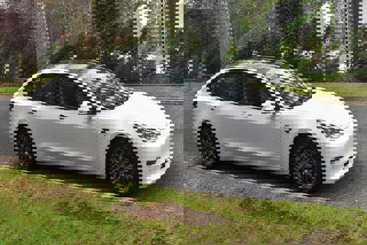 2023 Tesla Model 3 Standard Range