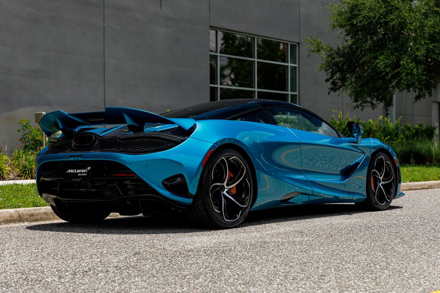 Used 2025 McLaren 750S photo 11