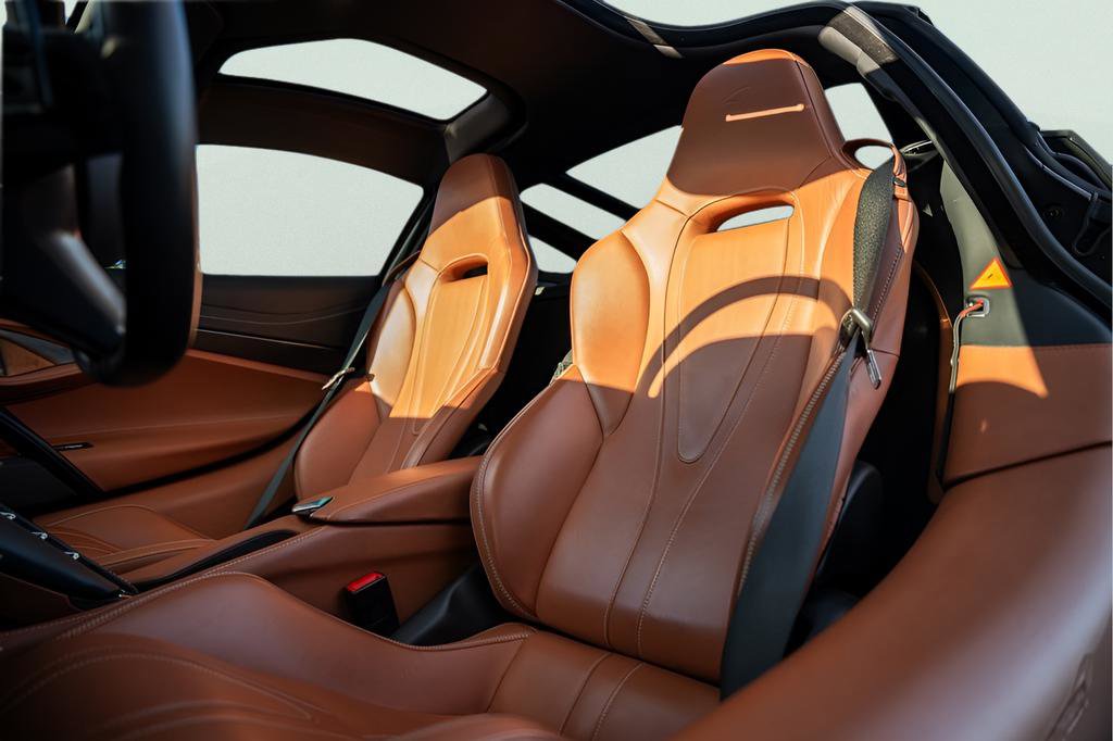 Used 2018 McLaren 720S photo 41