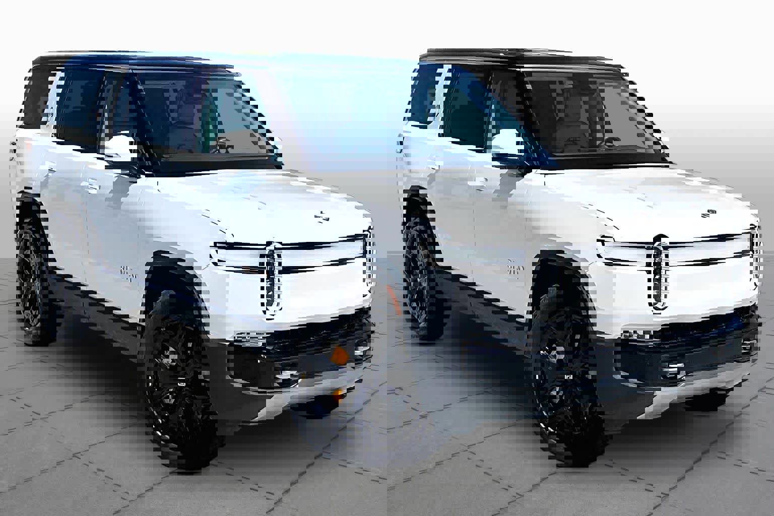 2024 Rivian R1S Adventure
