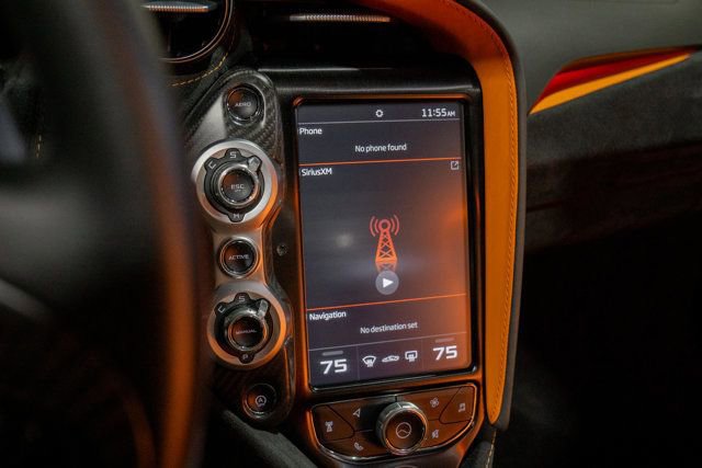 Used 2019 McLaren 720S Performance photo 14