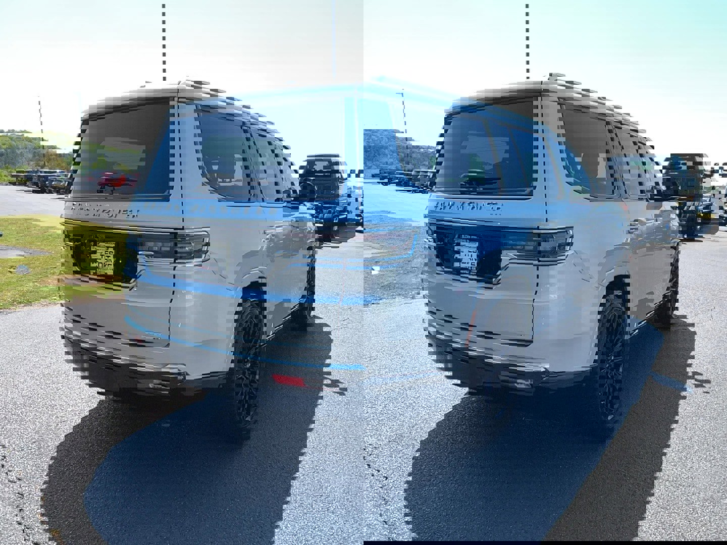 2022 Jeep Grand Wagoneer Series II