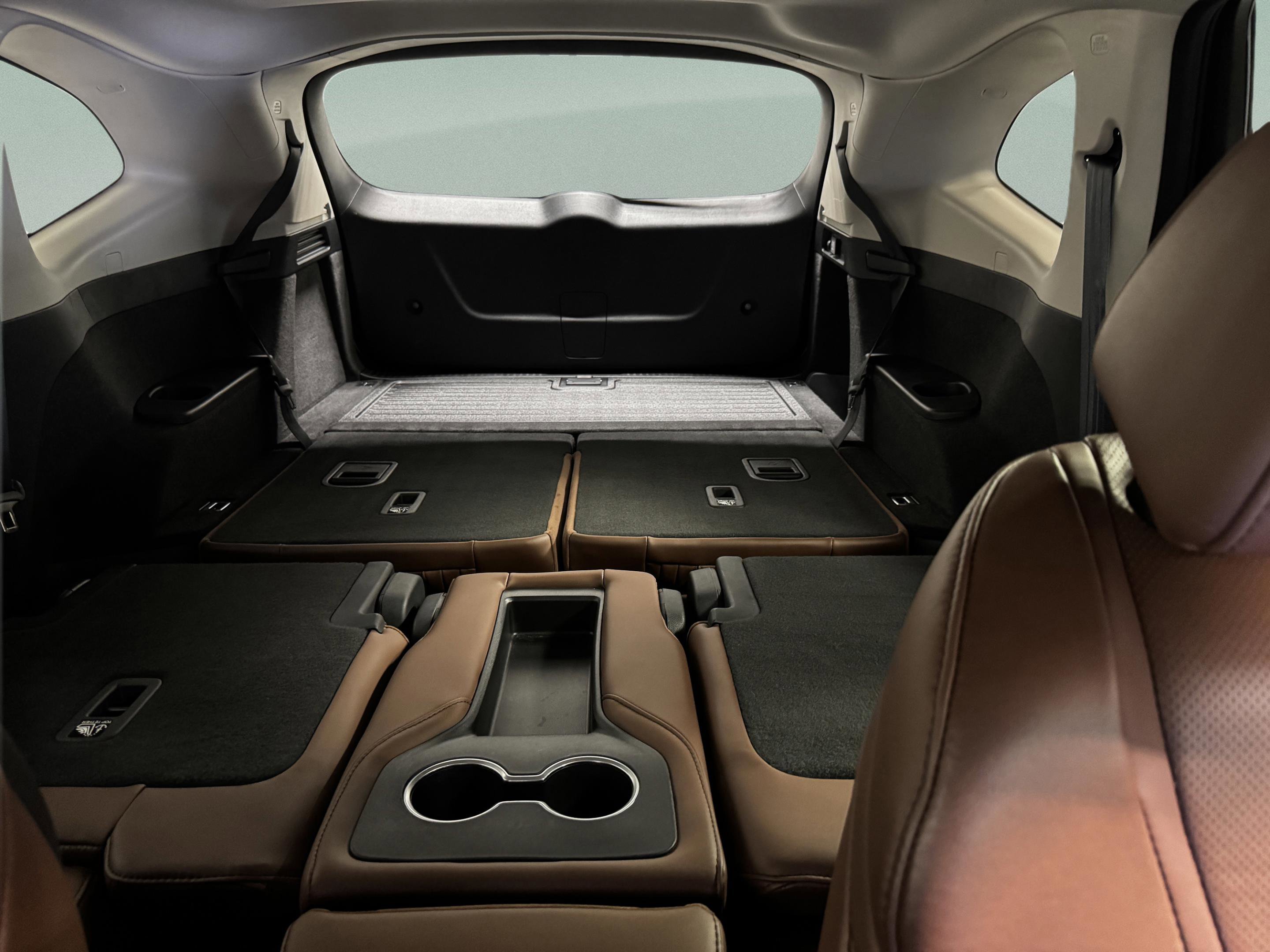 2023 Acura MDX FWD w/ Technology Package