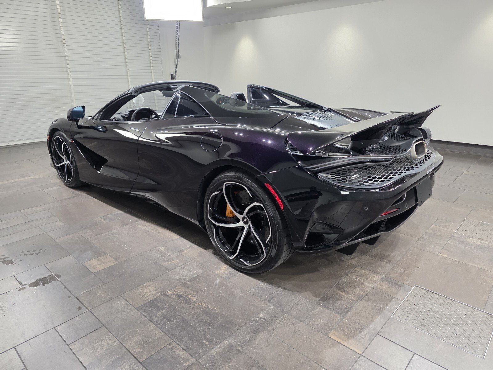 Used 2025 McLaren 750S Spider 4
