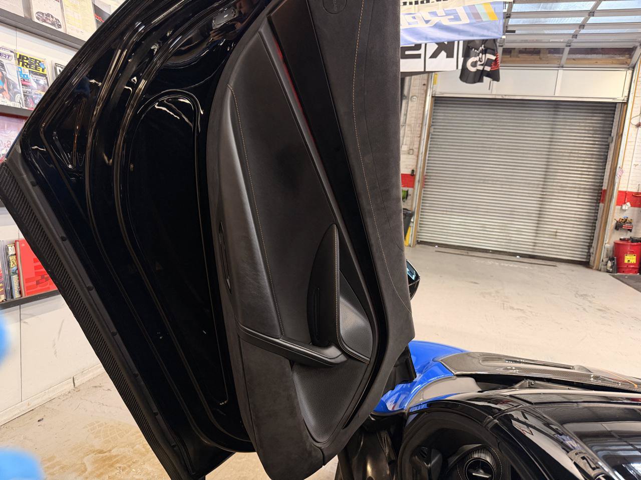 Used 2022 McLaren 720S Performance photo 27