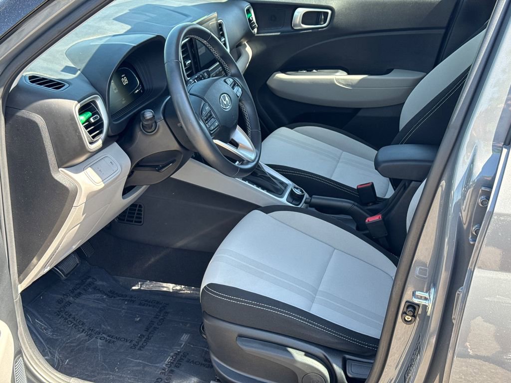 2023 Hyundai Venue SEL