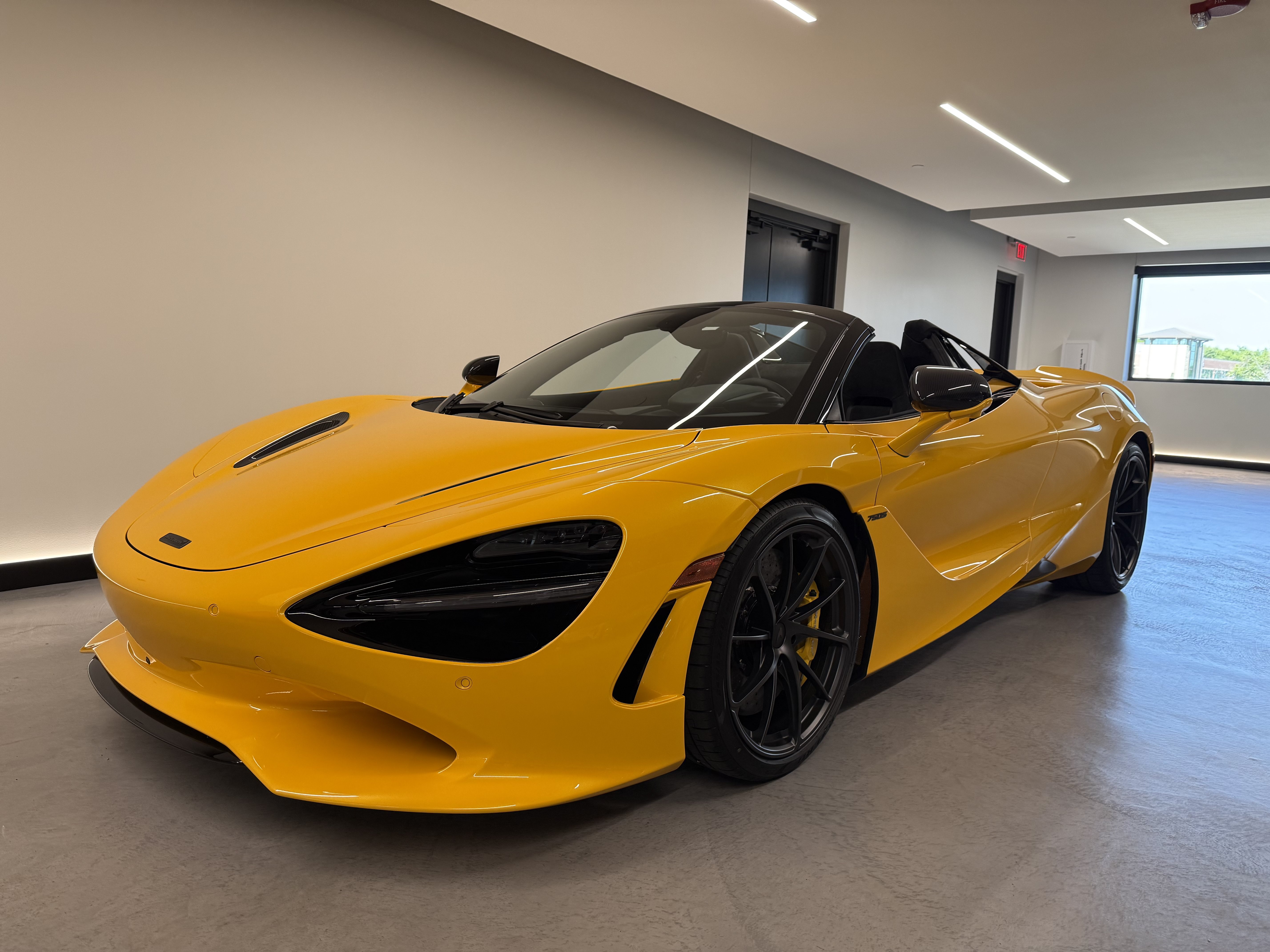 New 2027 McLaren 750S Spider photo 11