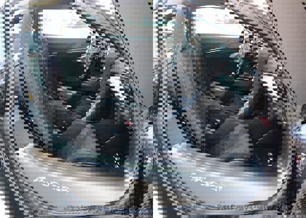 Used 2018 McLaren 720S Luxury photo 28