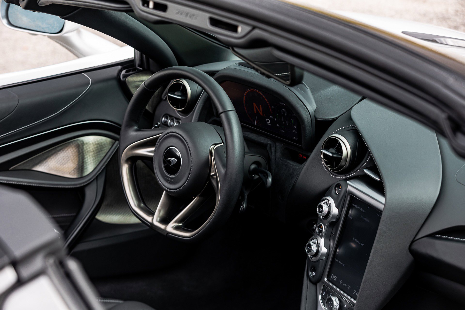 Used 2020 McLaren 720S Luxury photo 26