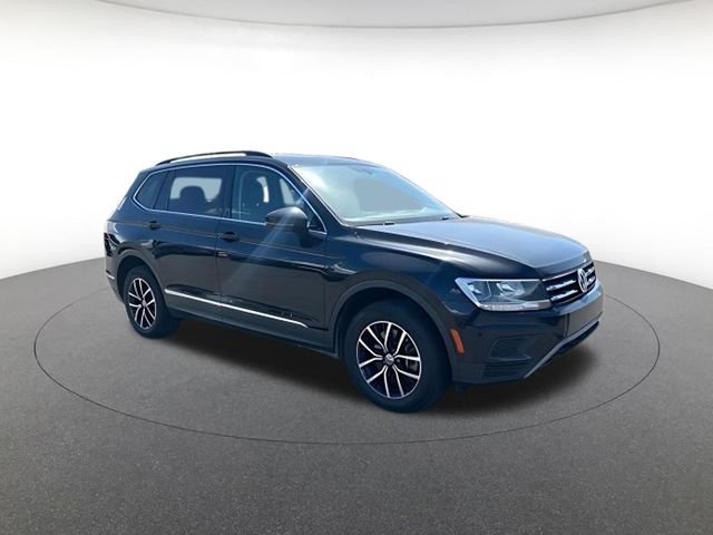 Used 2021 Volkswagen Tiguan SE w/ Panoramic Sunroof Package