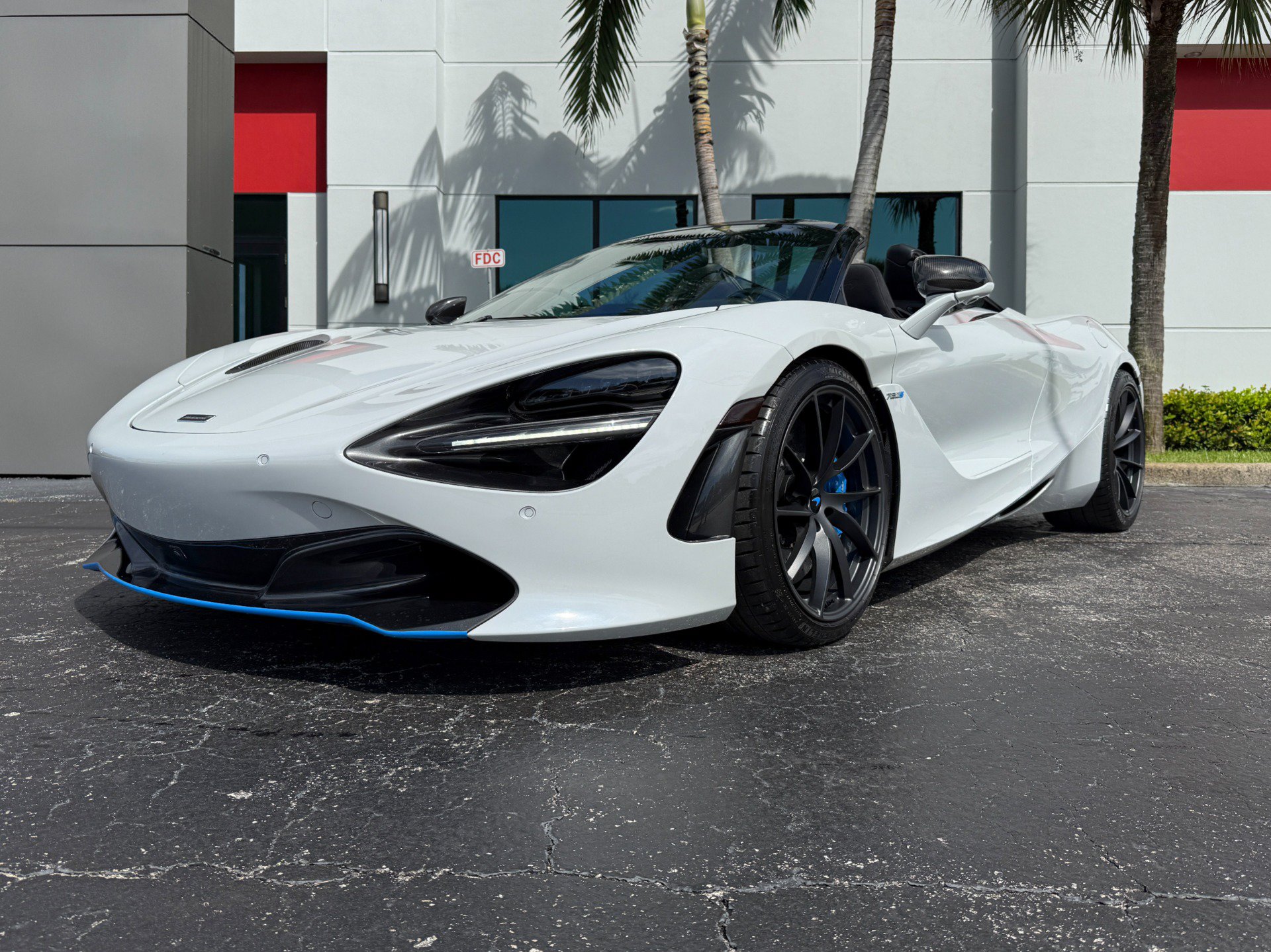 Used 2020 McLaren 720S Luxury photo 8