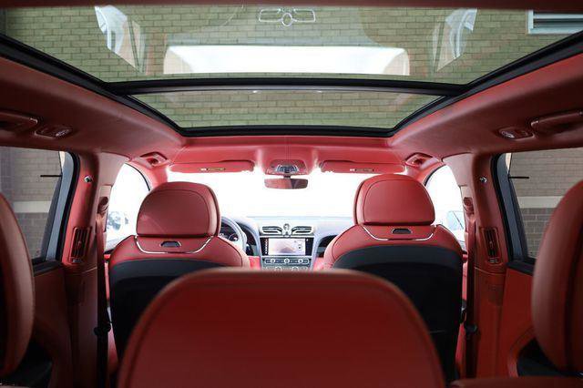 2023 Bentley Bentayga Extended Wheelbase