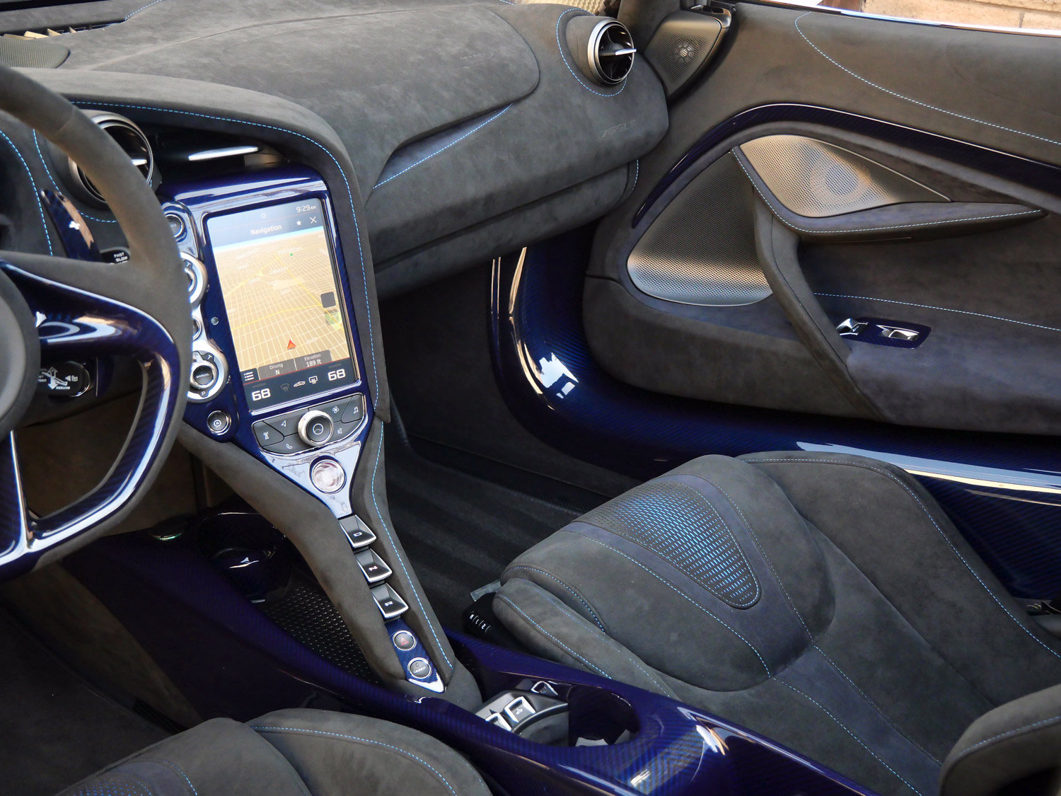 Used 2022 McLaren 765LT photo 13