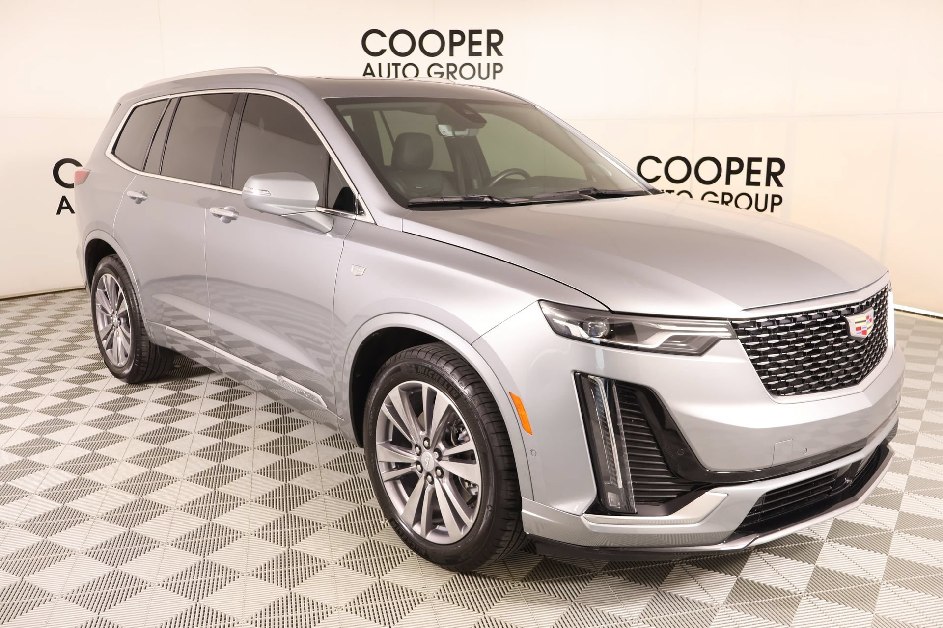 Used 2025 Cadillac XT6 Premium Luxury w/ Technology Package