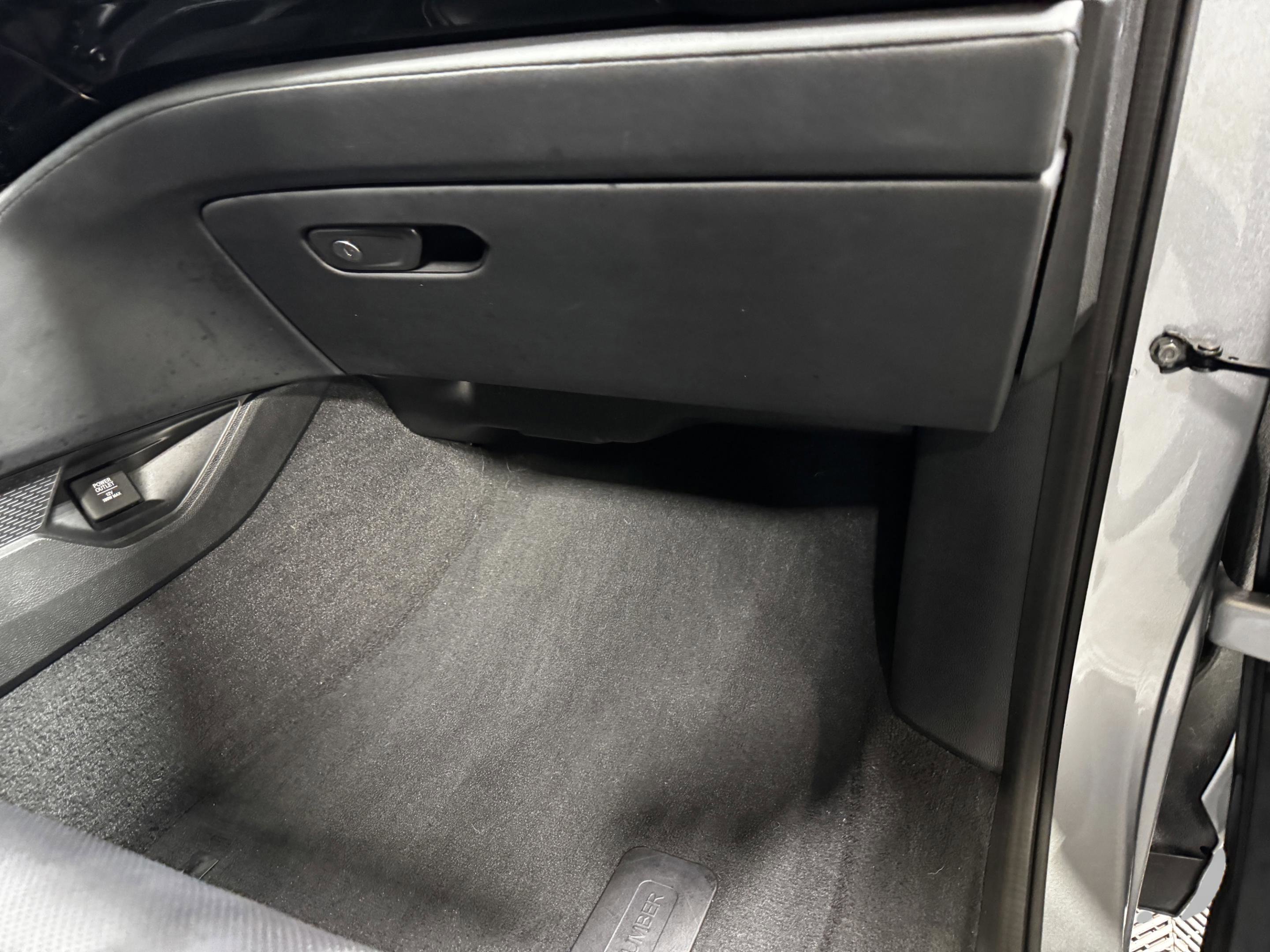 2023 Acura MDX FWD w/ Technology Package