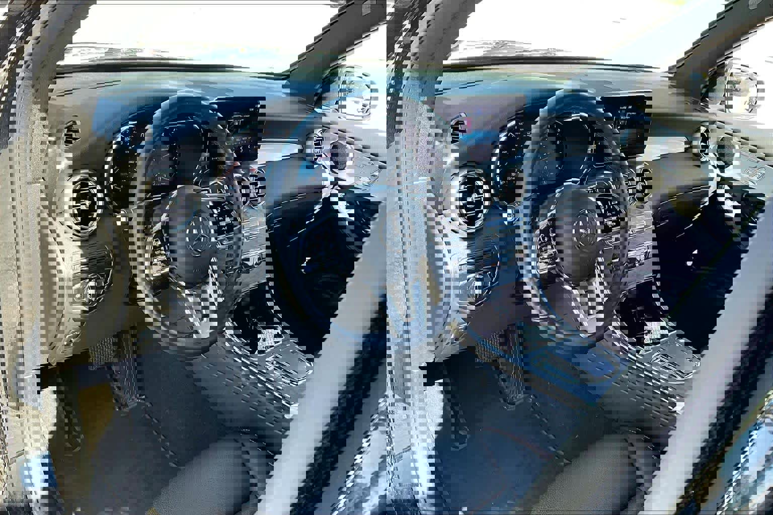 2022 Mercedes-Benz GLC 300