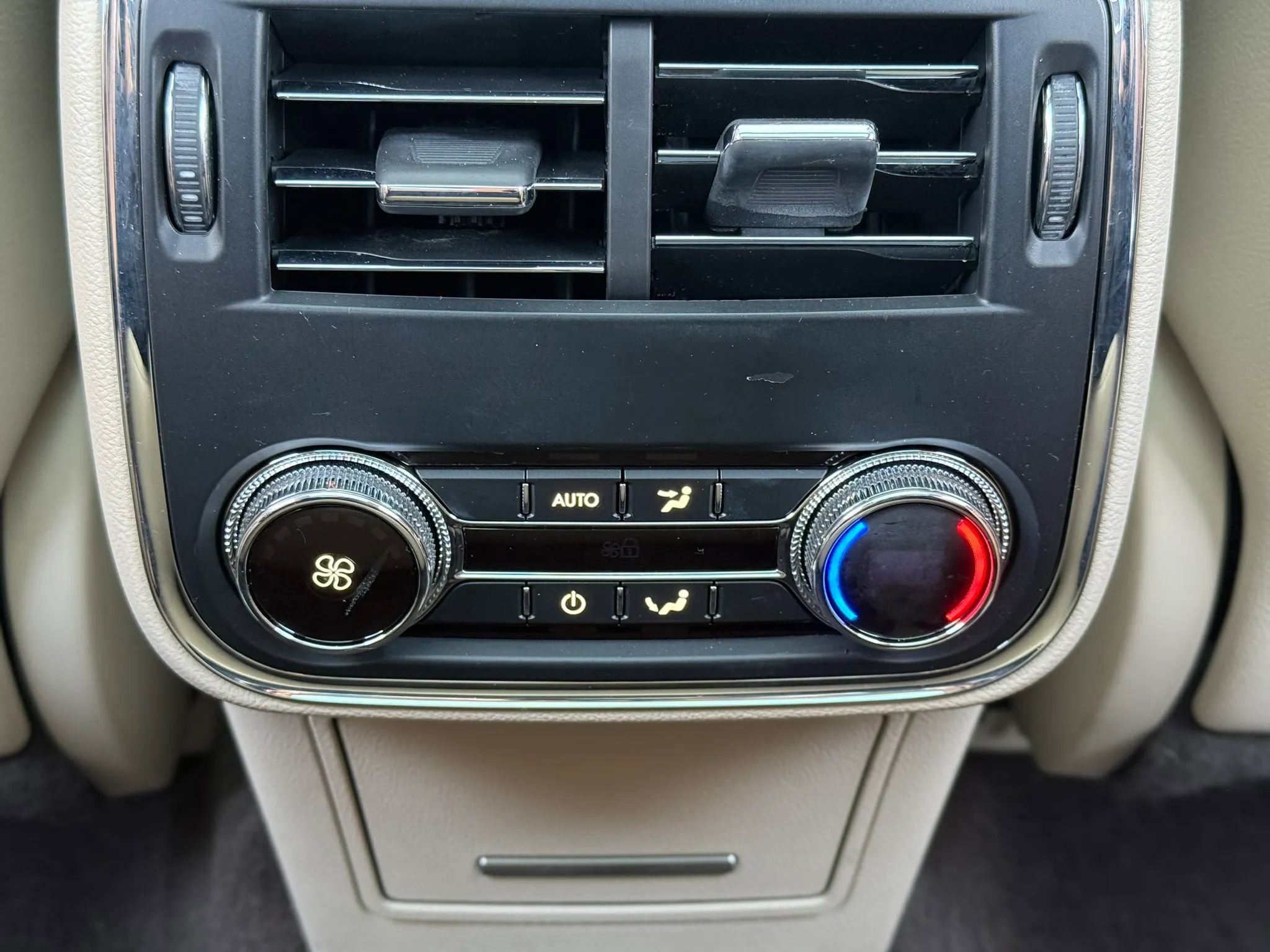 2018 Lincoln Continental Reserve