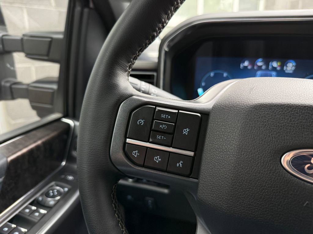 2025 Ford F350 Lariat