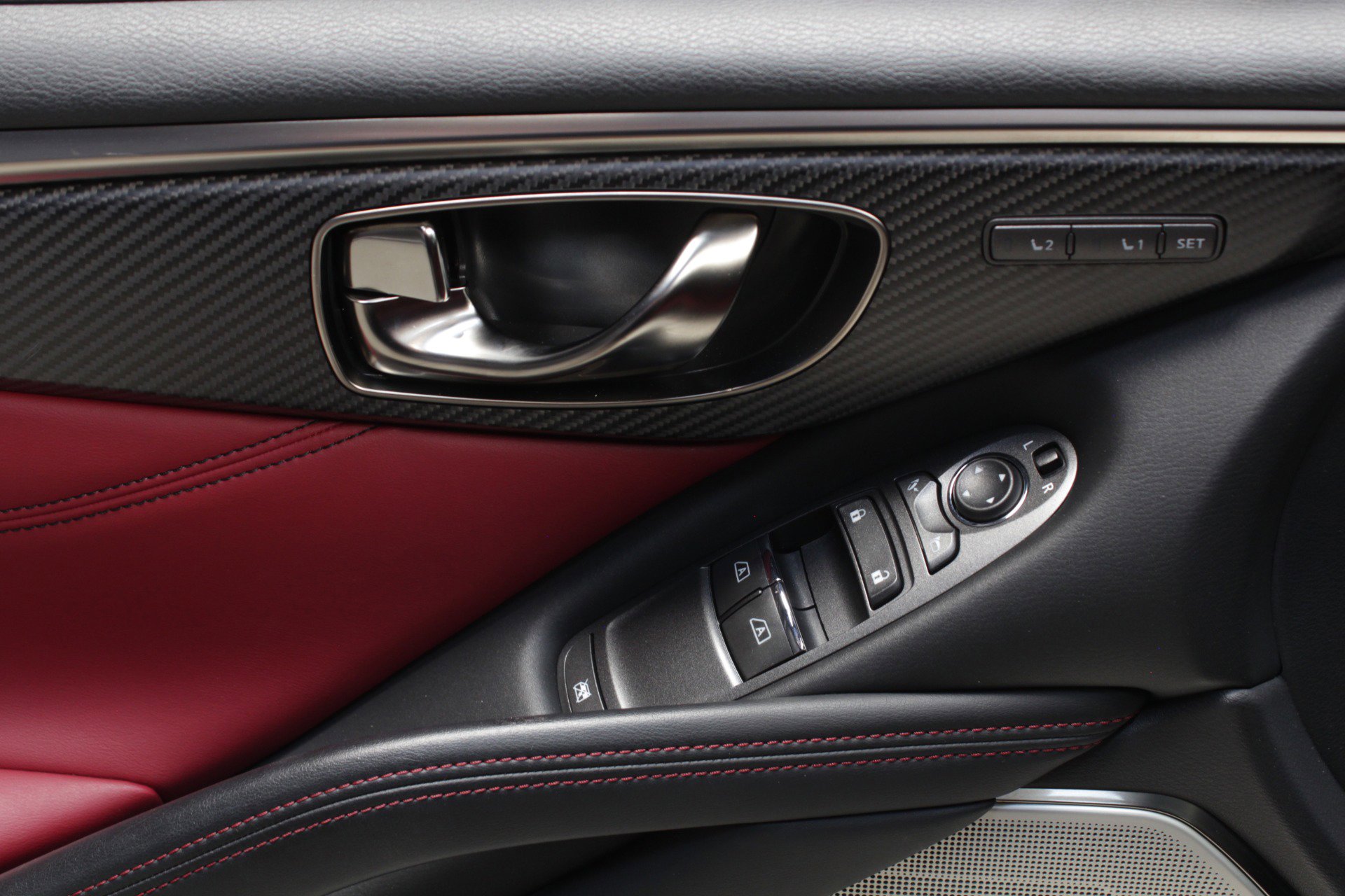 2022 INFINITI Q60 Red Sport 400