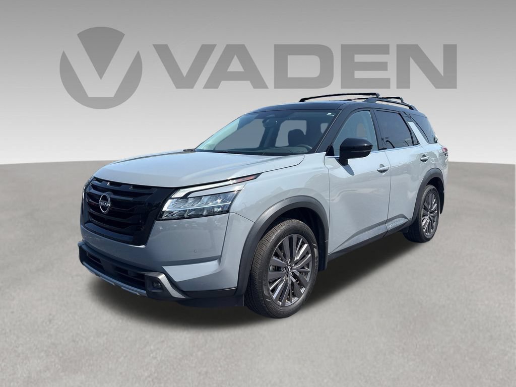 Used 2023 Nissan Pathfinder SL w/ SL Premium Package