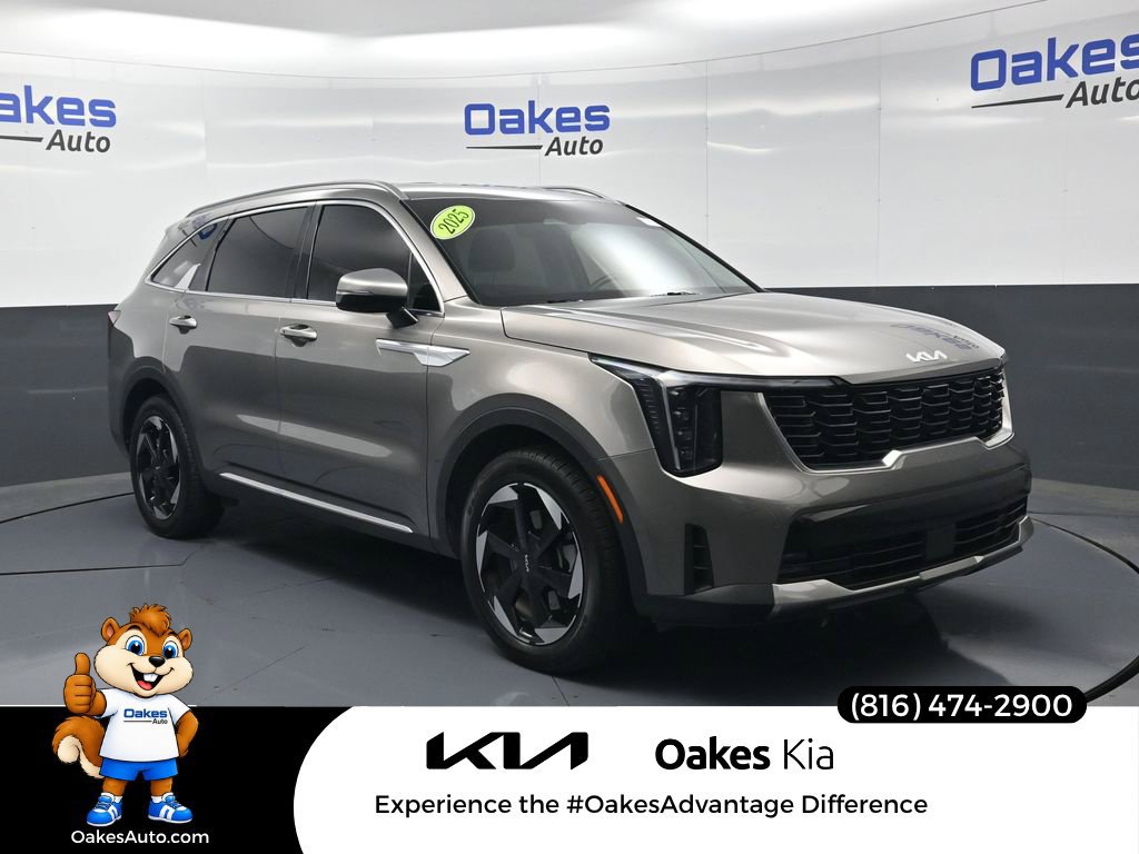 Certified 2025 Kia Sorento EX