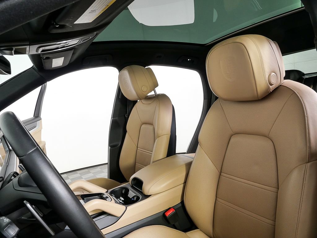 2024 Porsche Cayenne Coupe