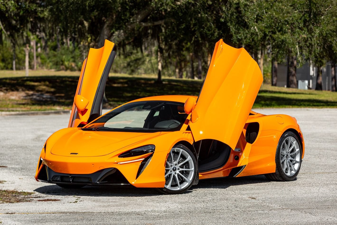 Used 2024 McLaren Artura