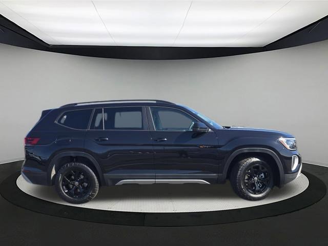 2026 Volkswagen Atlas Peak Edition