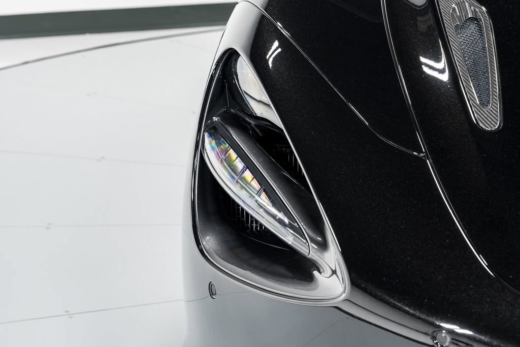 Used 2020 McLaren 720S Performance photo 37