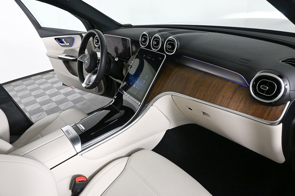 2024 Mercedes-Benz GLC 300 4MATIC