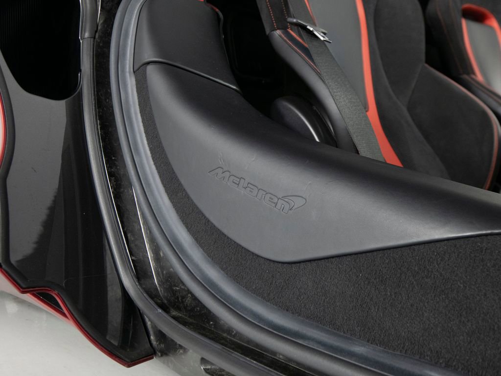 Used 2022 McLaren 720S Luxury photo 35