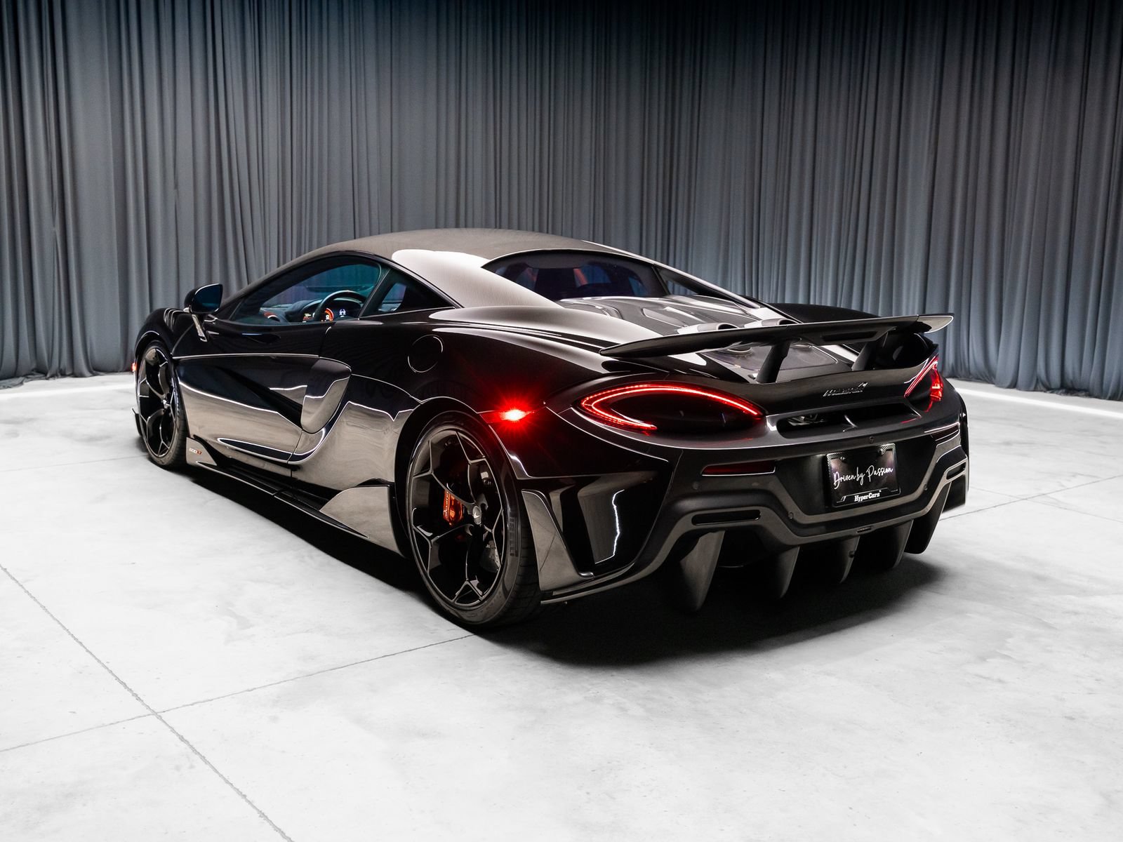 Used 2019 McLaren 600LT photo 35