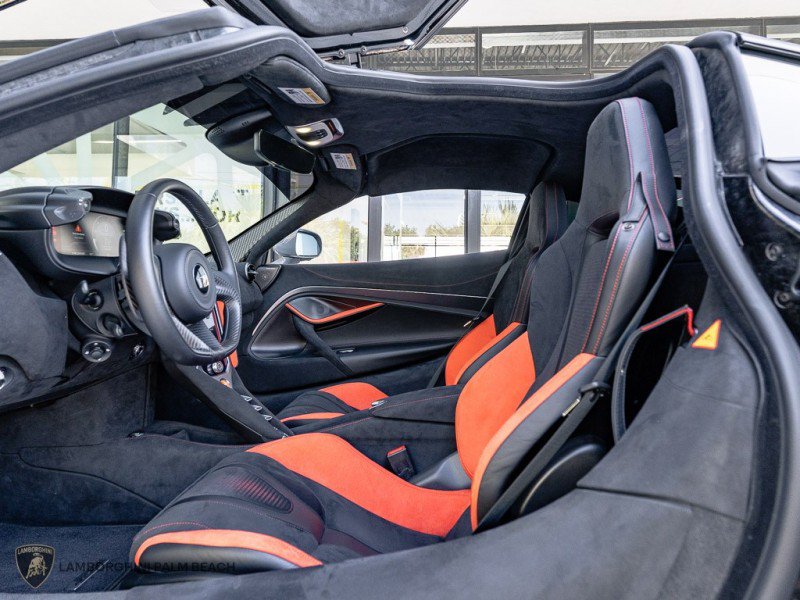 Used 2026 McLaren 750S photo 26