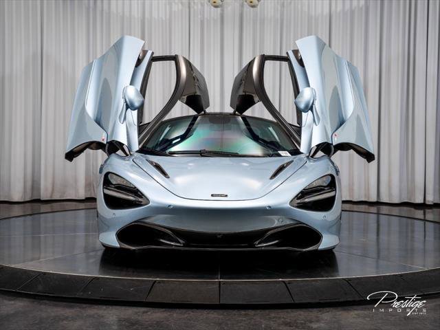 Used 2018 McLaren 720S Luxury photo 8