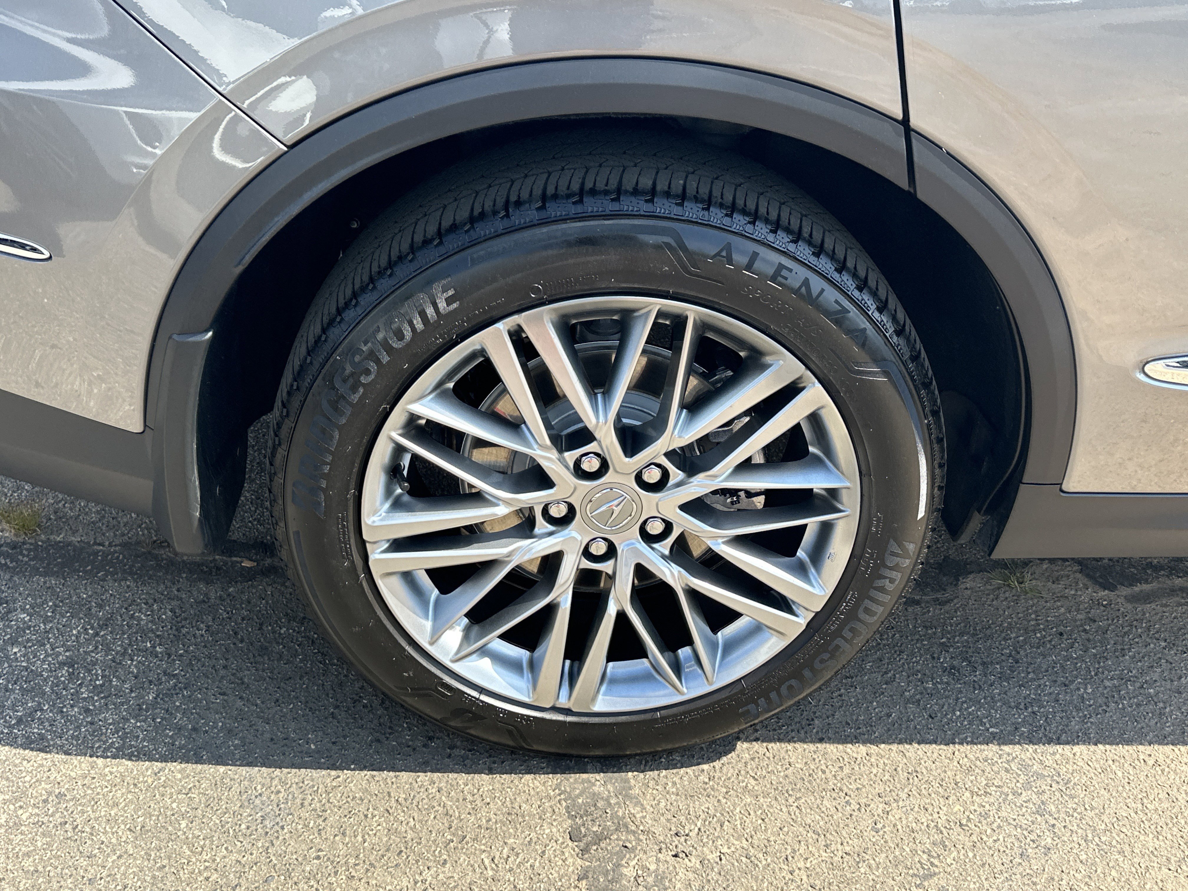 2024 Acura MDX SH-AWD w/ Advance Package