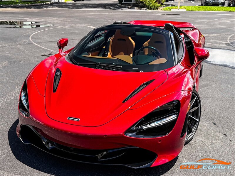 Used 2022 McLaren 720S Spider photo 9