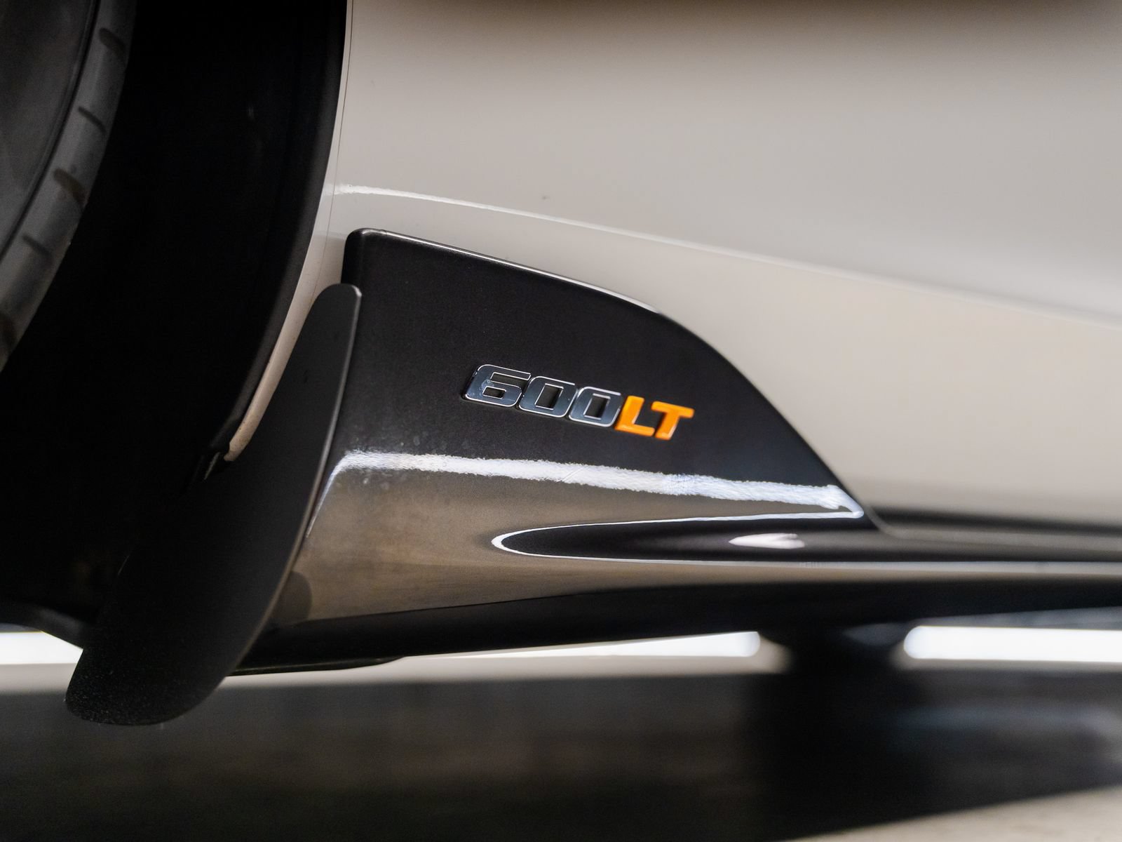 Used 2019 McLaren 600LT photo 35