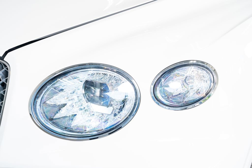 2021 Bentley Bentayga Plug-In Hybrid