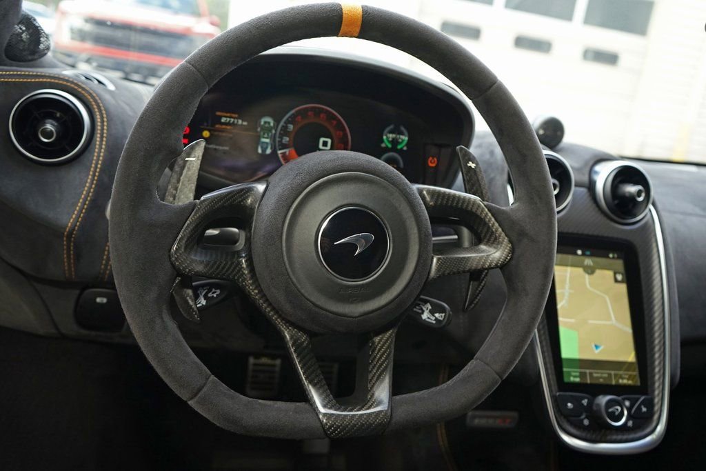 Used 2019 McLaren 600LT photo 24