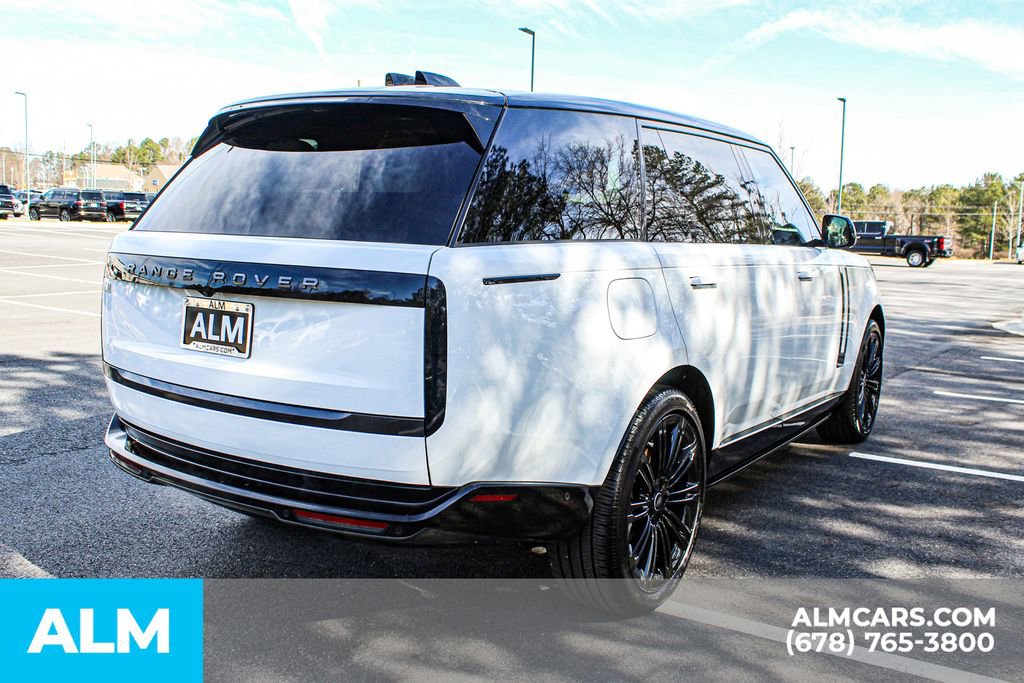 2025 Land Rover Range Rover Long Wheelbase SE